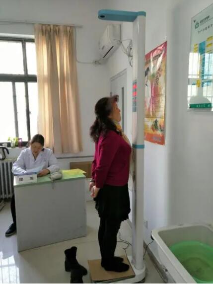 醫院測量身高體重的儀器今日看點醫院測量身高為什麽不用脫鞋子測量？